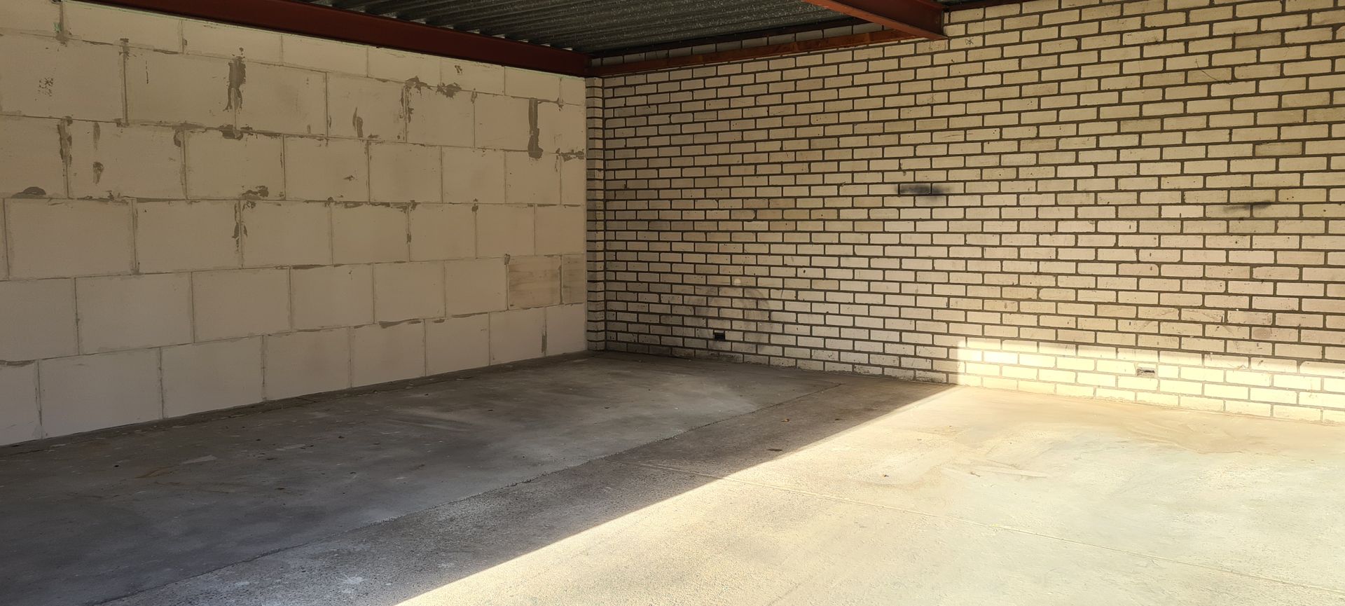 Garagebox te huur in Ulft, geschikt voor opslag of stalling