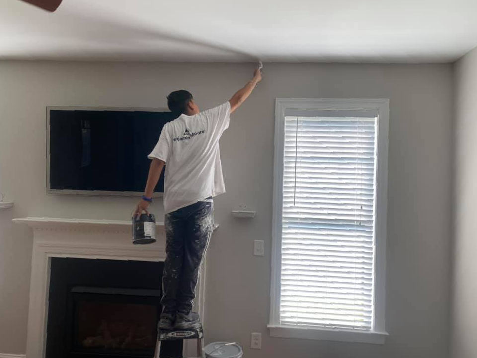painting ceiling and trim