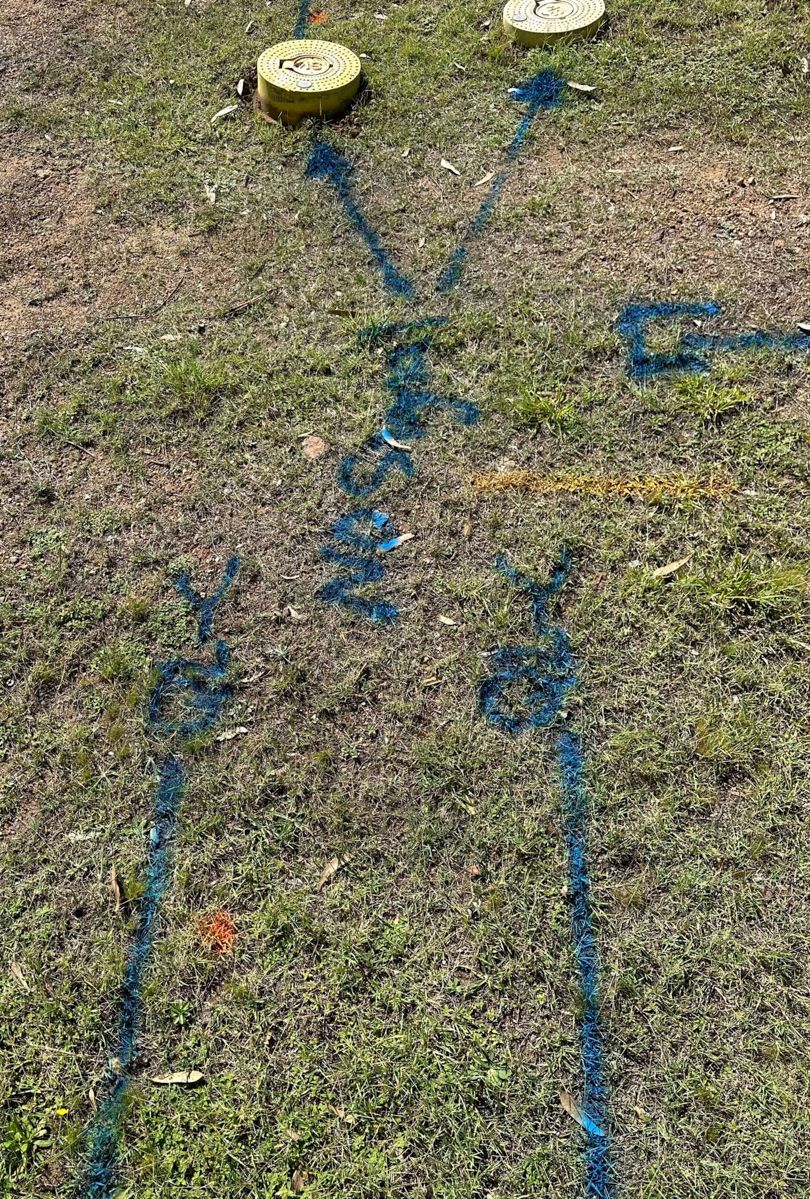 Underground cable locating