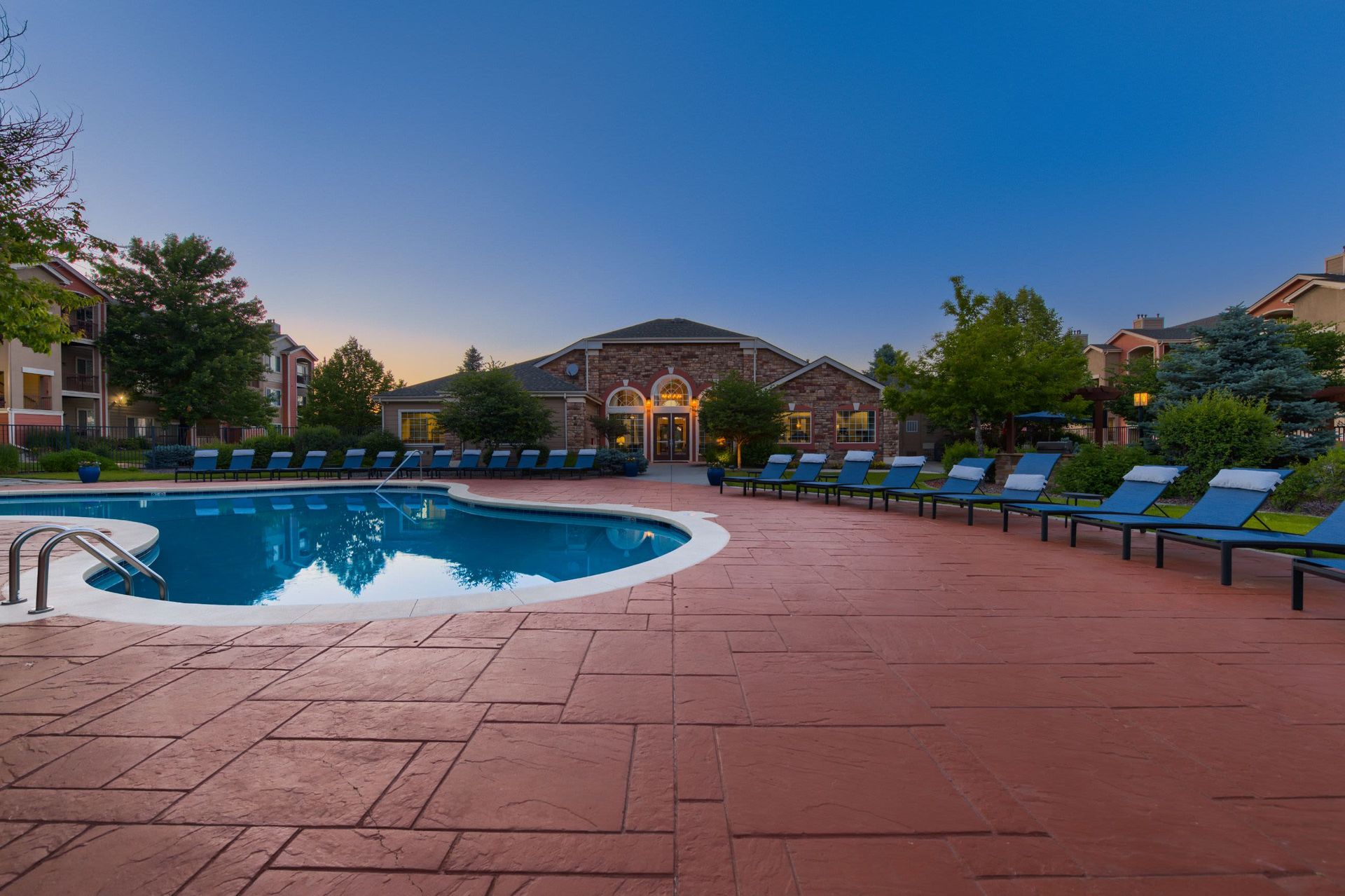 Apartments In Denver, CO Whisper Creek Apartments