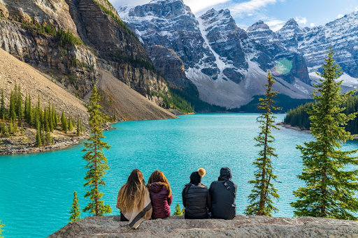 Day Tour To Lake Louise Lake Moraine Emerald Lake