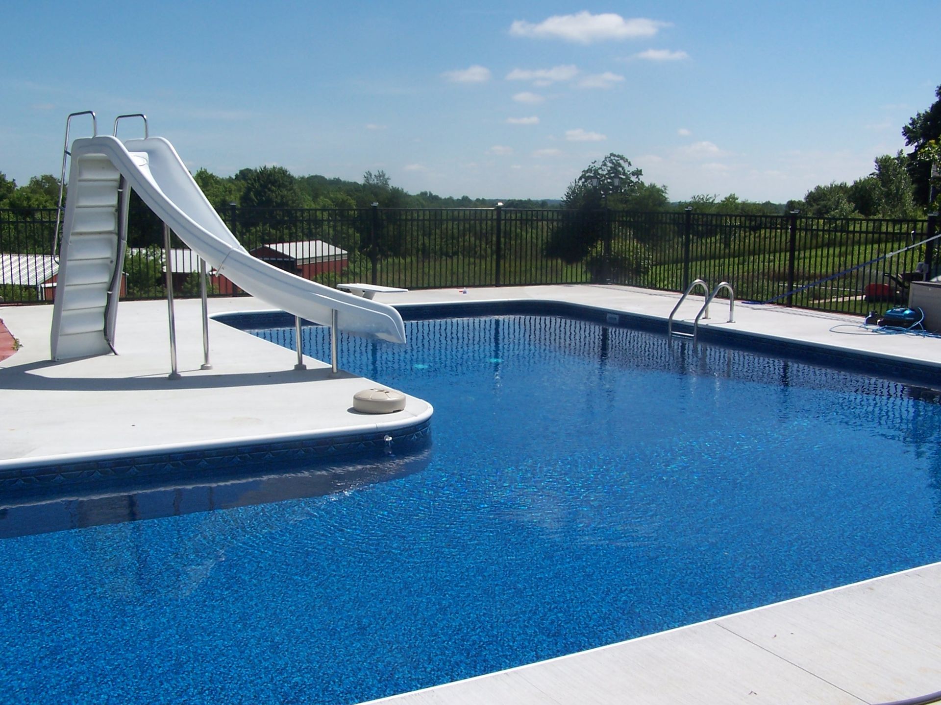 Pool Service Grand Rapids, MI 6162549675