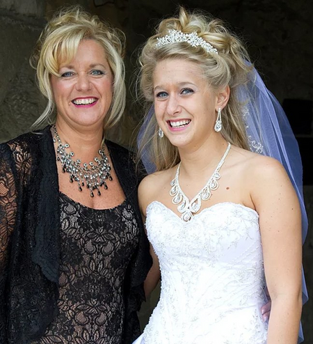 Happy Mother And Bride in Washington, PA