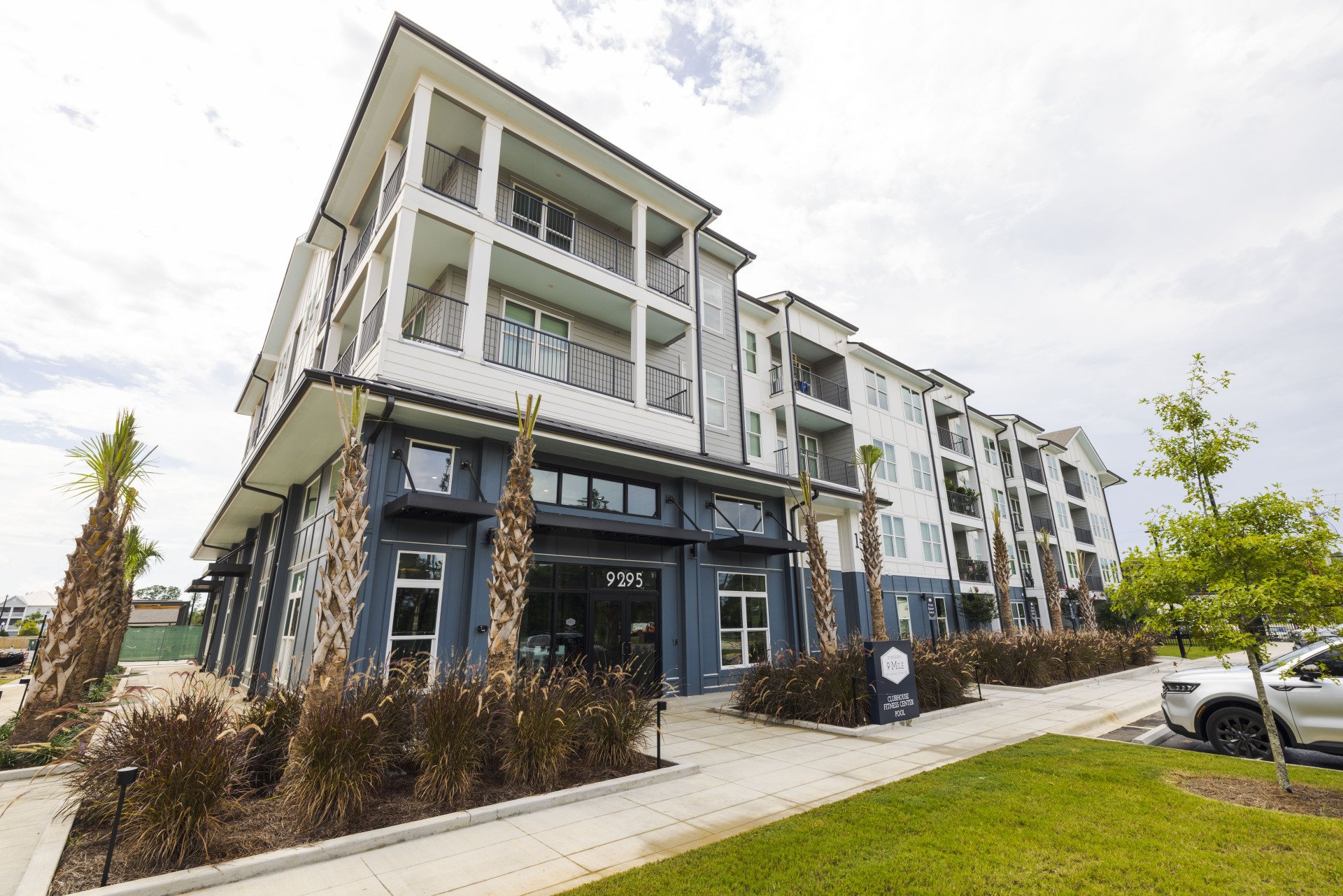 Evergreen 9 Mile Apartments