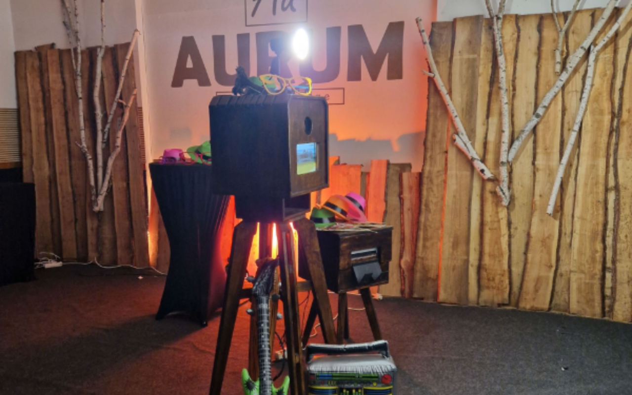 Fotobox bei der Firmenfeier in Halle im Waldkater