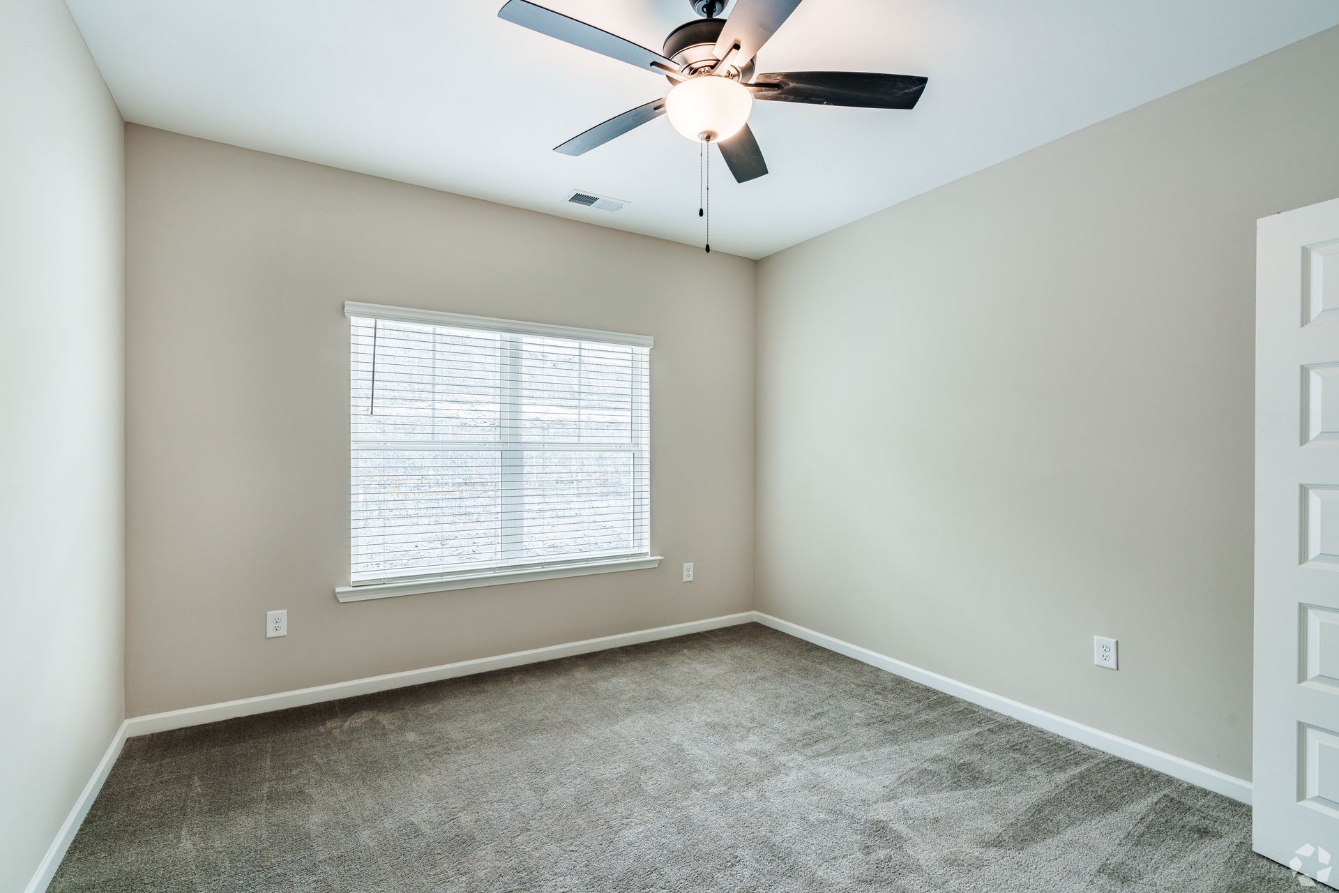 Spacious Apartment at The Indigo Apartments in Chattanooga, TN.