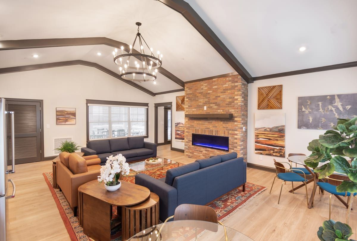 Resident Clubhouse at The Indigo Apartments in Chattanooga, TN.