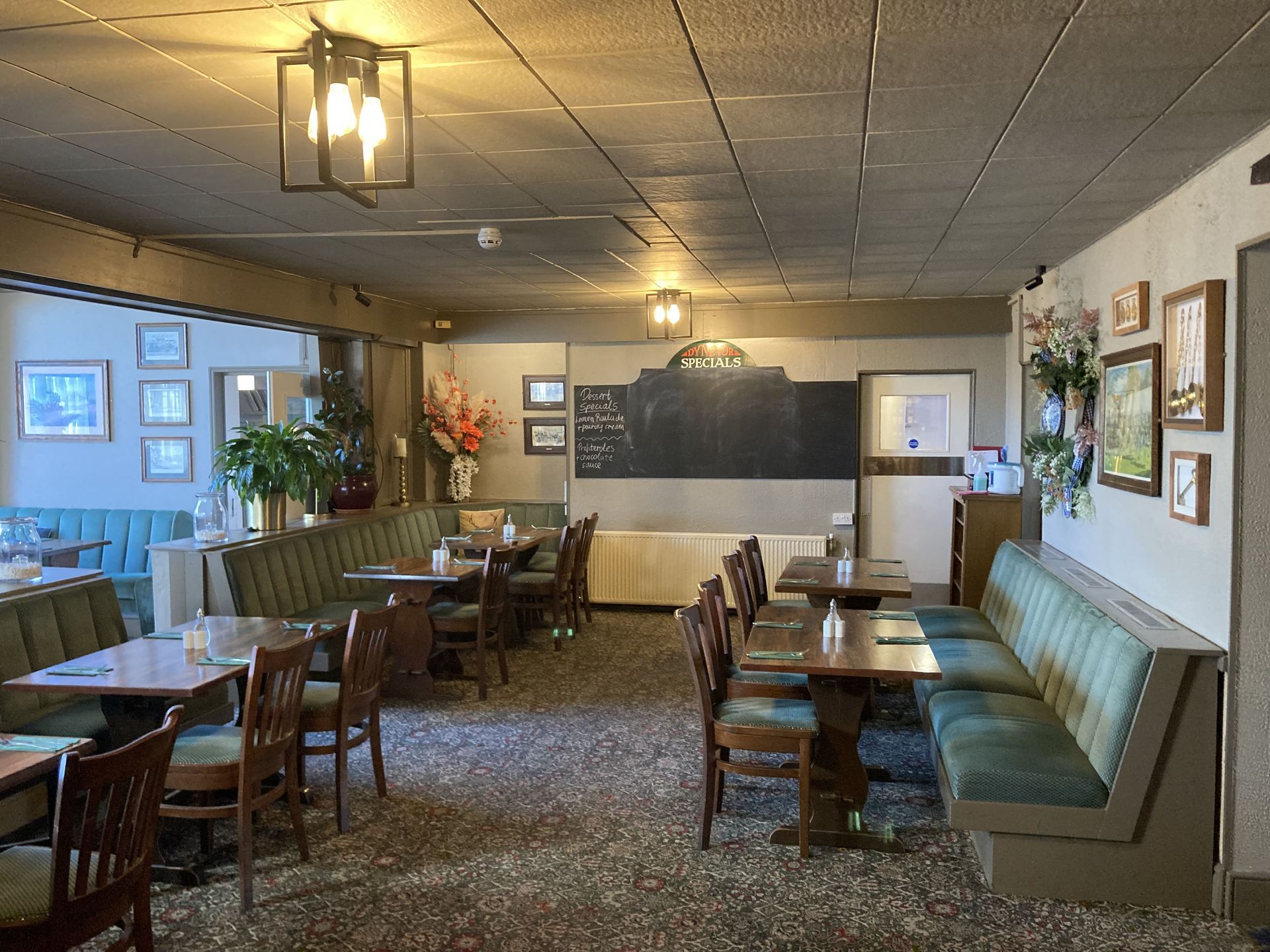 Dynevor Arms eating area
