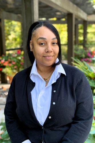 Photo of CaLea Johnson, Leasing Consultant at Kinstone River.