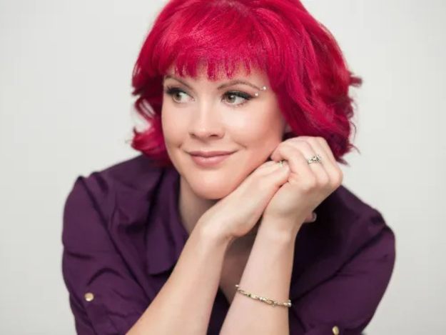 Amanda W. headshot