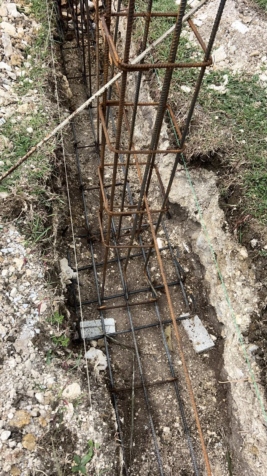 Rebar column footing trench close-up