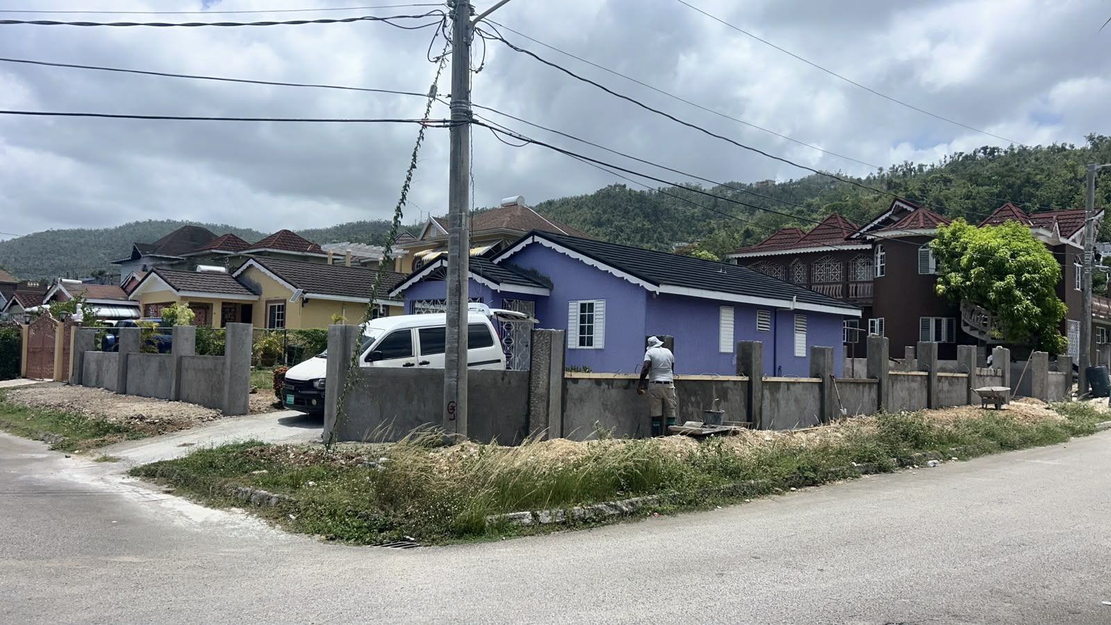Boundary wall finishing on residential street