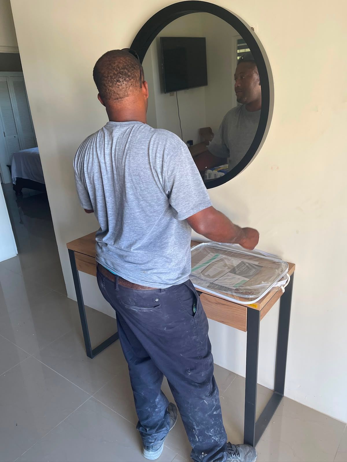Interior finishing work by console table