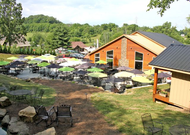 Hans' Place Outdoor Seating