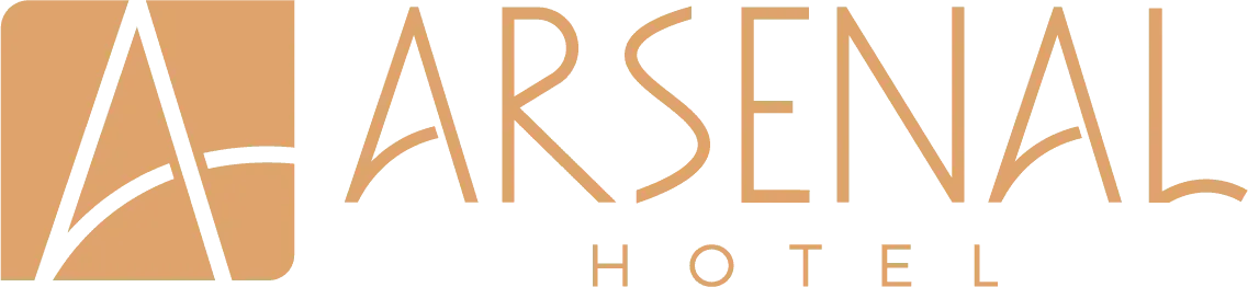 Logotipo del Hotel Arsenal, con la letra 