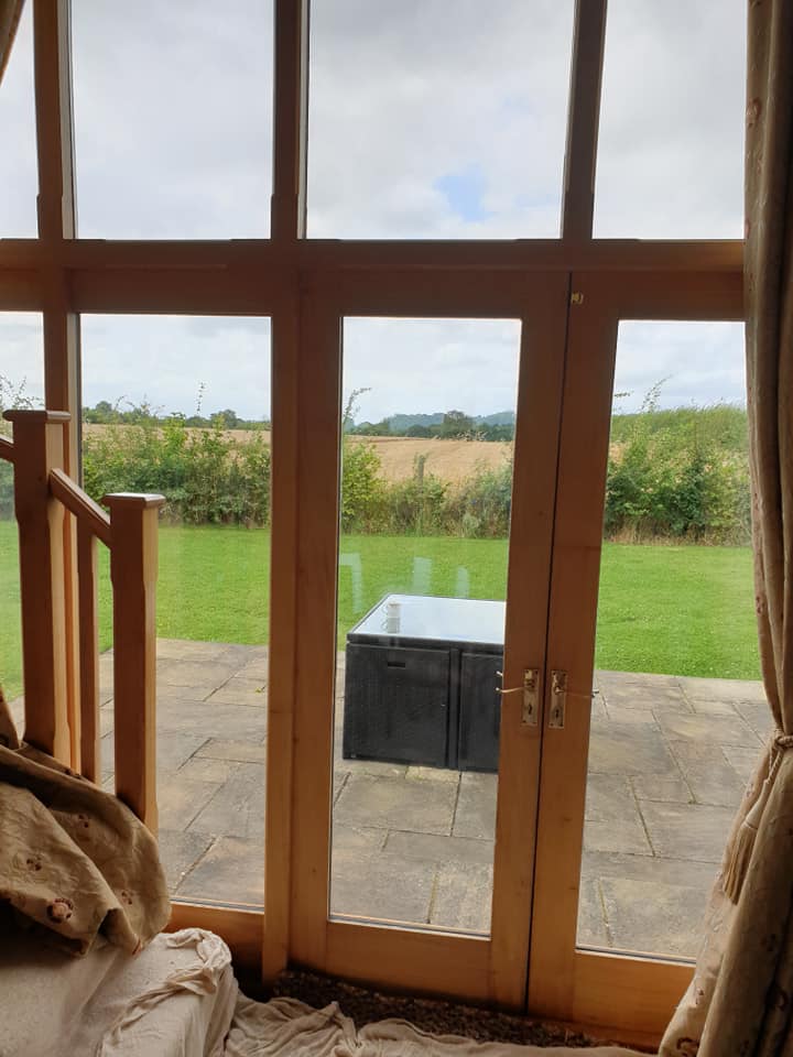 misty glass Commercial window replacement