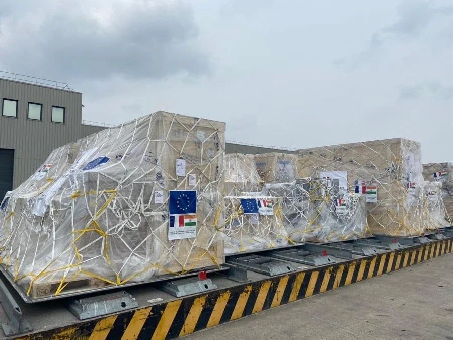 法國Novair公司透過諾維航空國際將8台大容量氧氣機運送至印度,實現醫療無國界的企業社會責任。