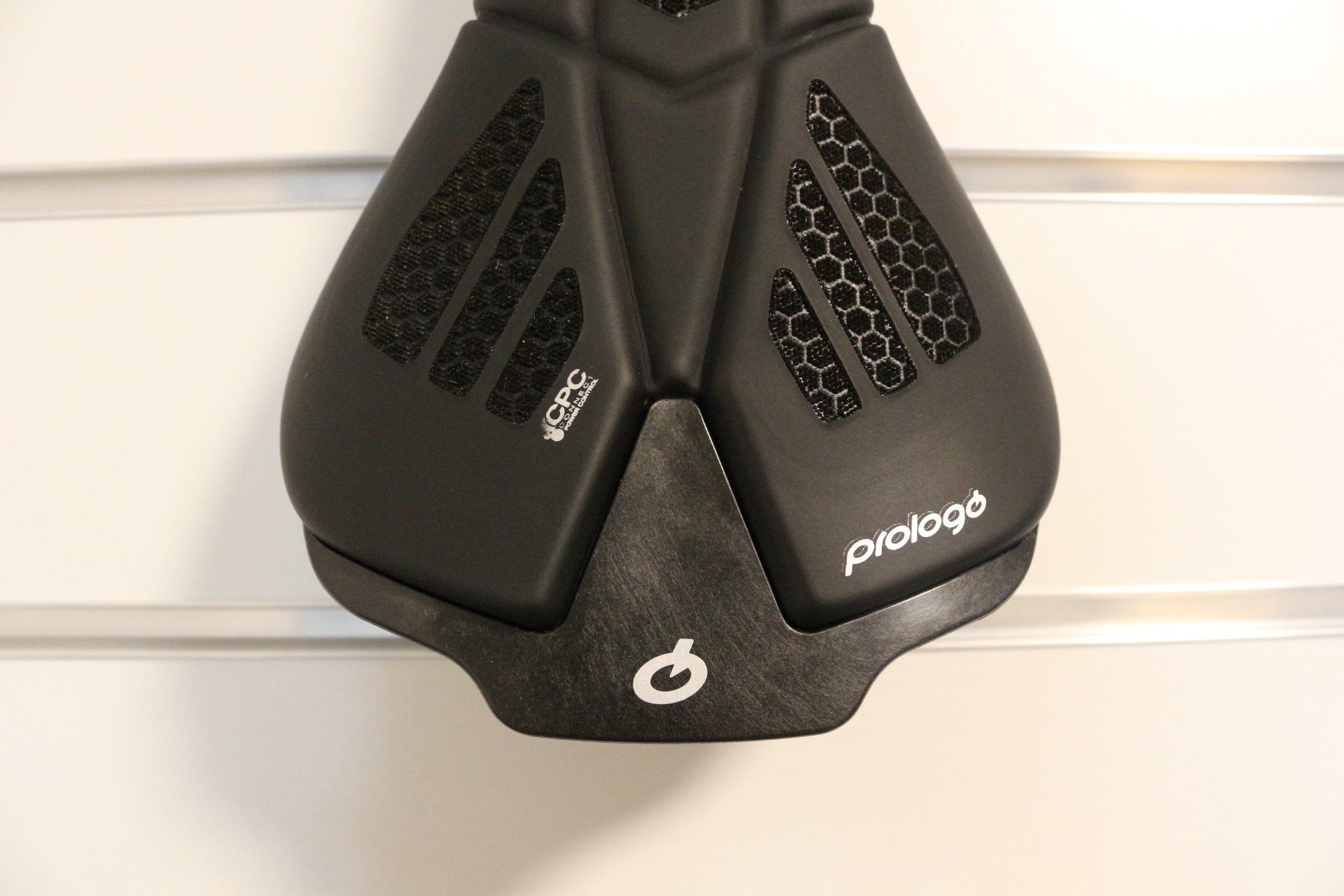 Pro Logo Scratch M5 rear birdseye