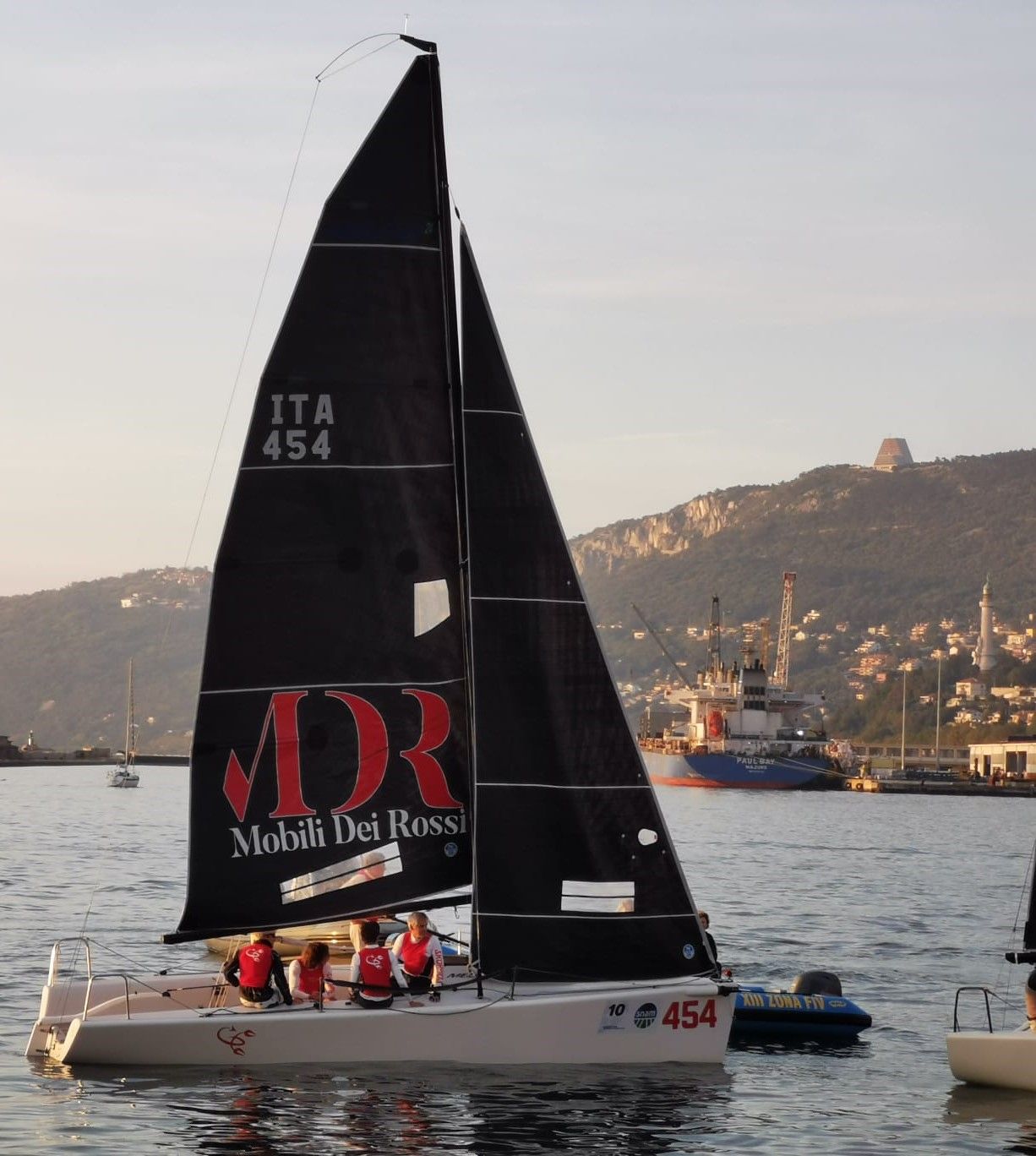 skorpios 454