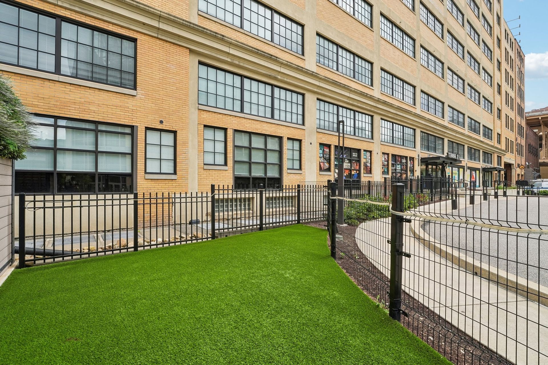 Fenced micropark for pets at Terminal 21, a premier apartment community in Downtown Pittsburgh, Pennsylvania.