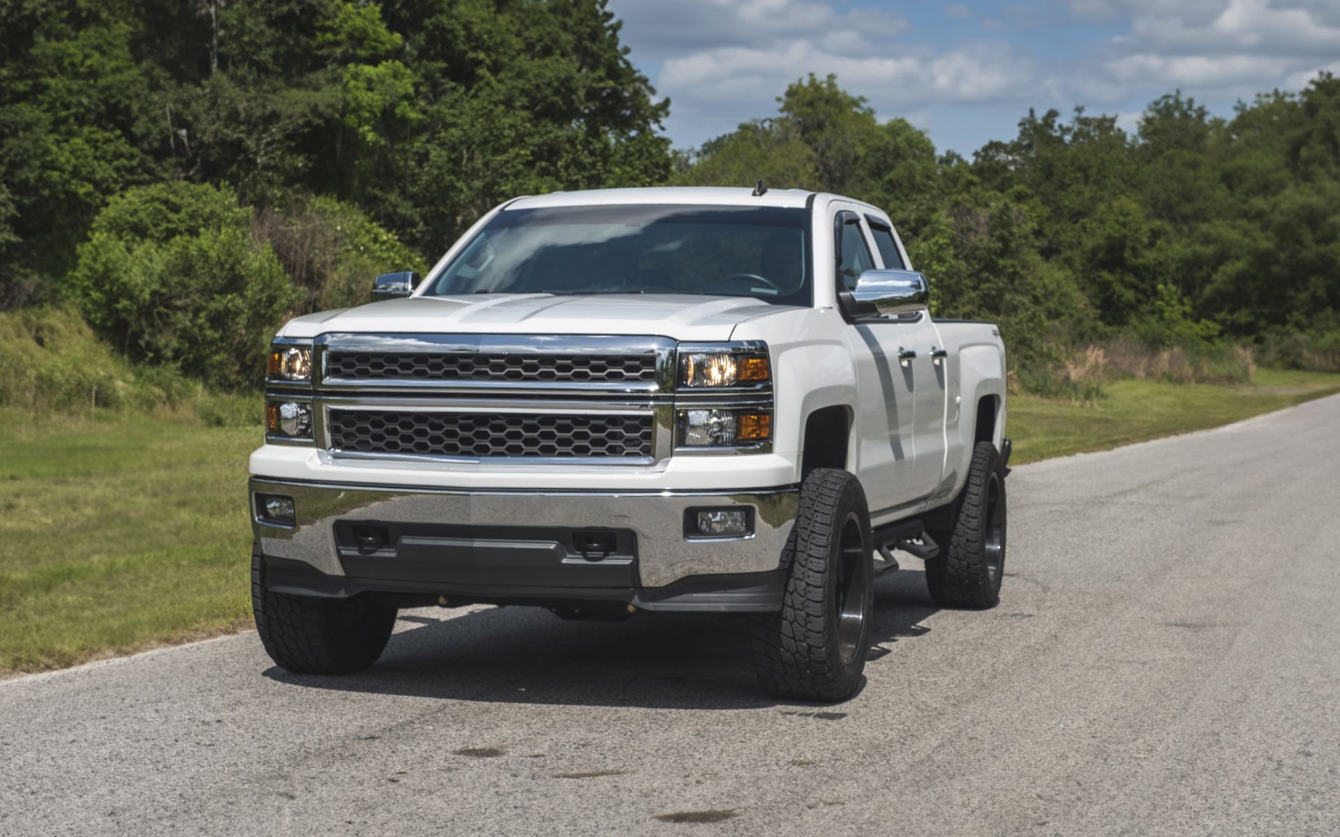 GMC Auto Repair - Woodard Auto & Truck in Moses Lake, WA