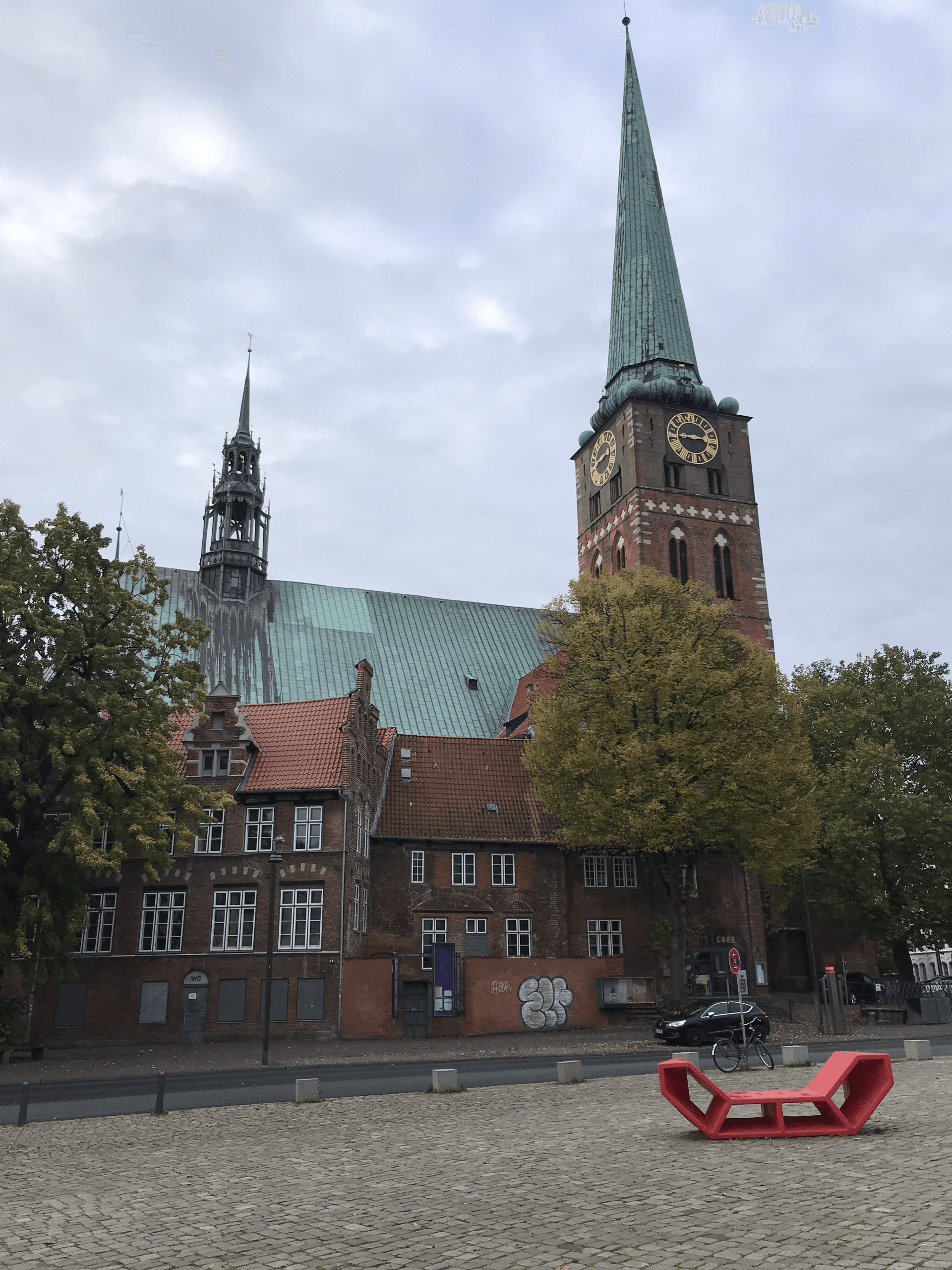 Die Jacobikirche in Lübeck am Koberg