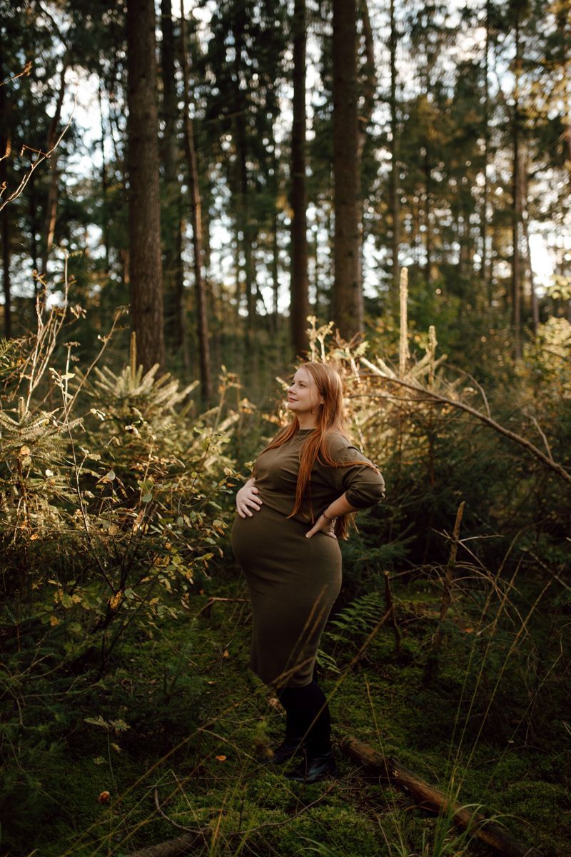 Zwangerschapsshoot in het bos
