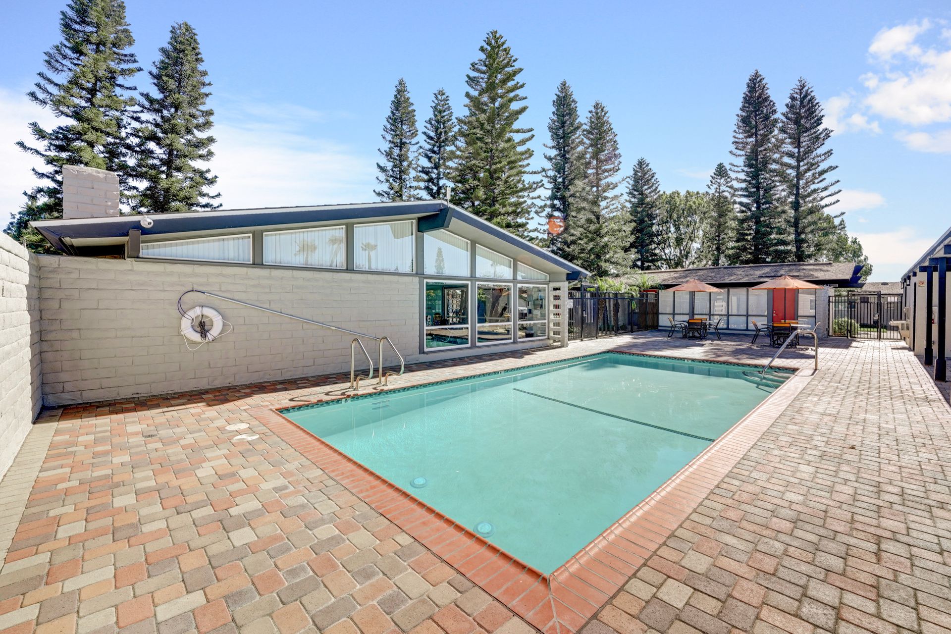 Gallery The Pines Apartment Homes Montclair, CA