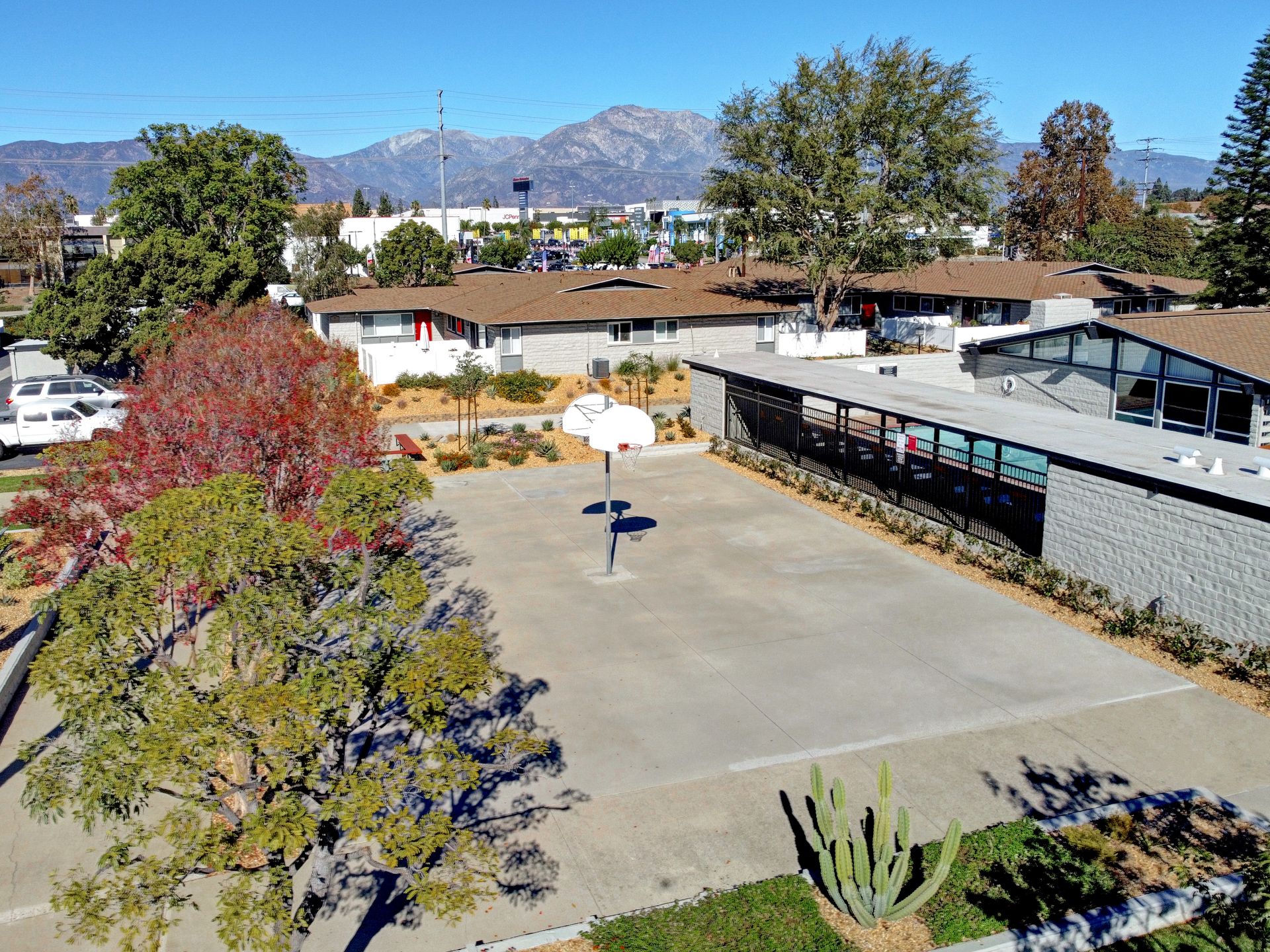 Gallery The Pines Apartment Homes Montclair, CA