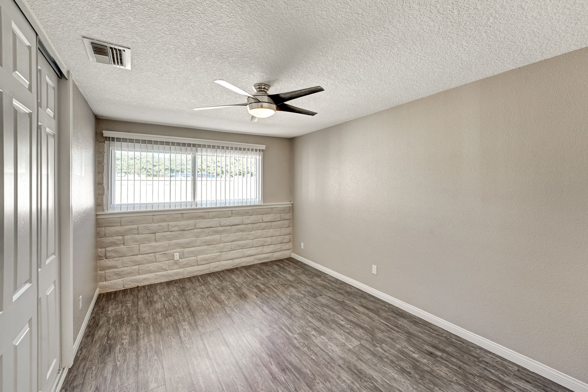 Photo gallery of the Pines Apartments Interior and Exterior Images