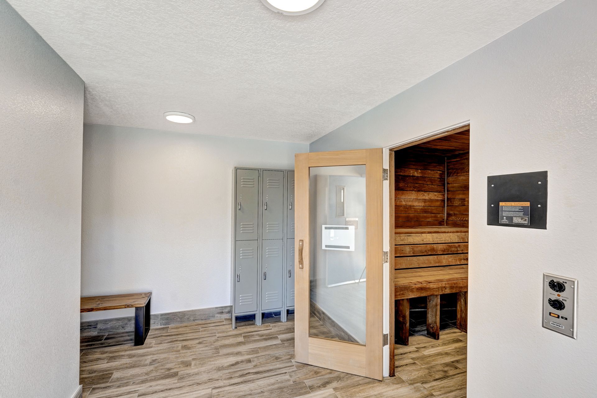 Sliding Photo Gallery Displaying Community Amenities