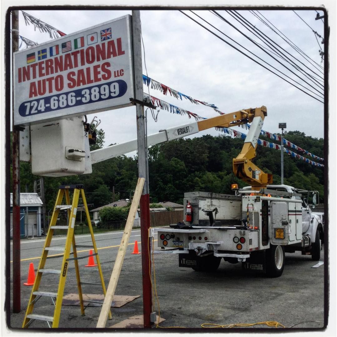 David Chaek Signs & Graphics