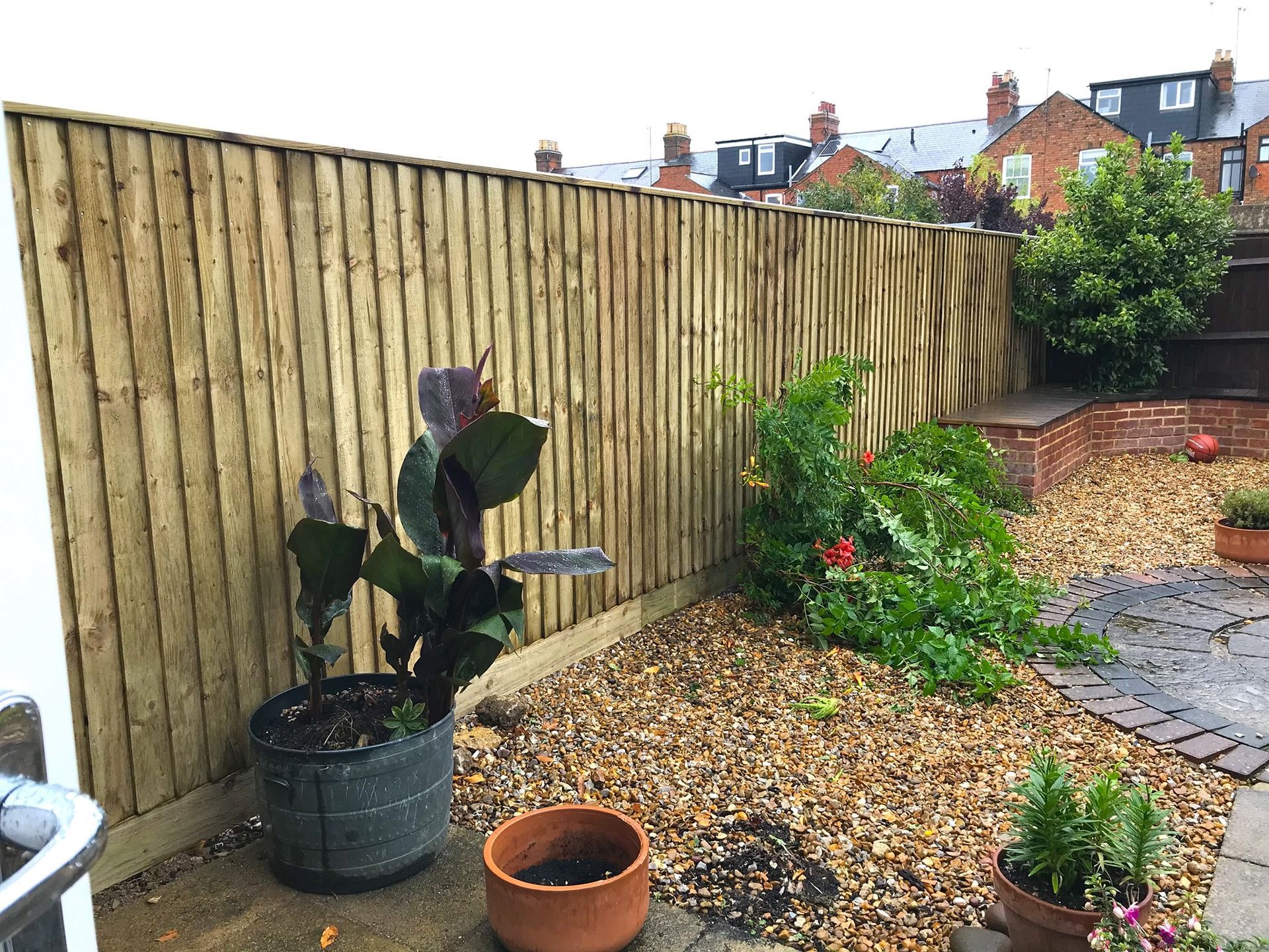 Local Fencers | Closeboard Garden Fencing Edinburgh