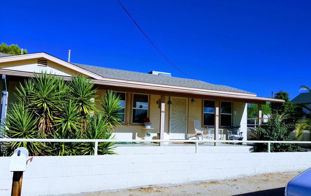 208 W APACHE STREET - WICKENBURG