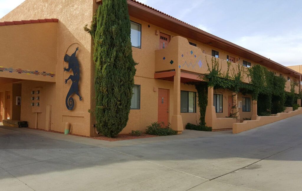 540 S WEST ROAD, 1 - WICKENBURG
