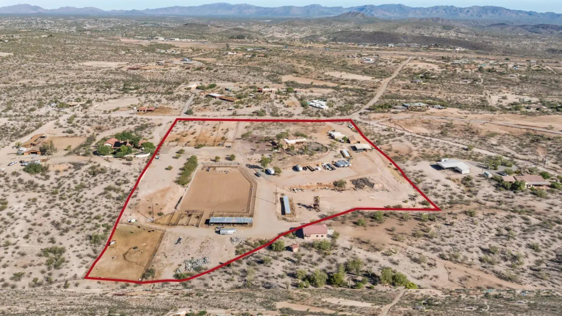 56624 N 337TH AVENUE - WICKENBURG