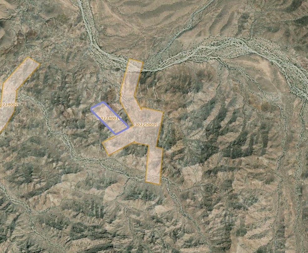 0 COPPER CHIEF MINE - 
QUARTZITE