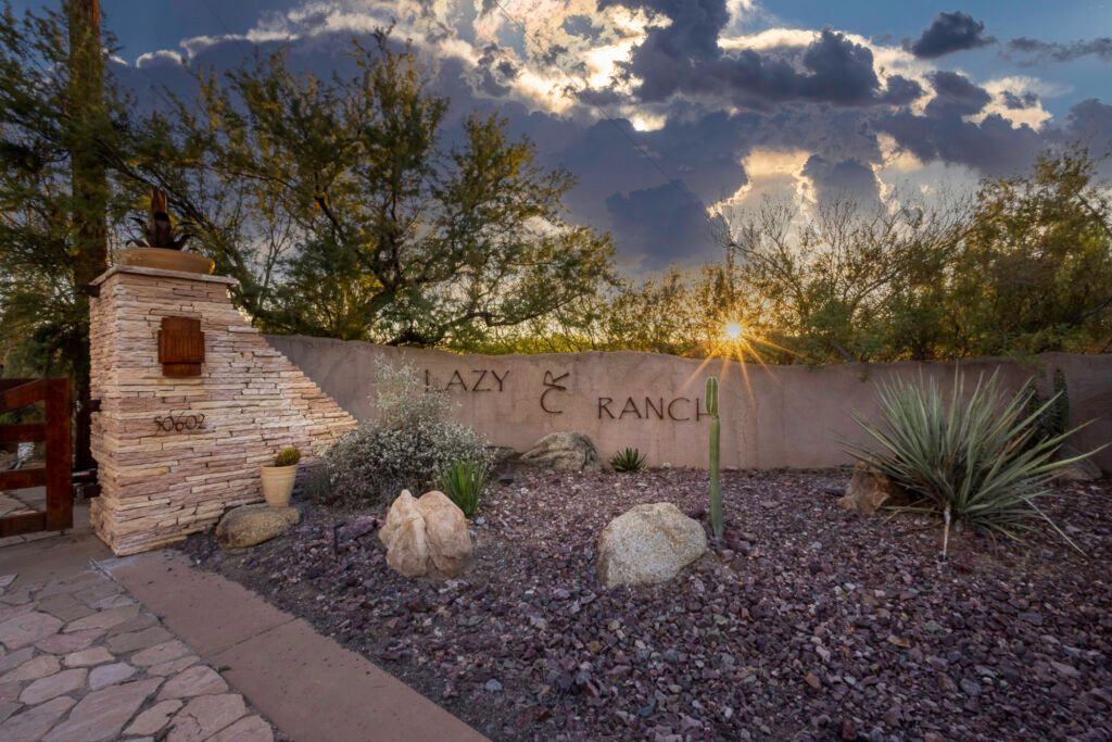 50602 NORTH US HWY 60  - 
WICKENBURG