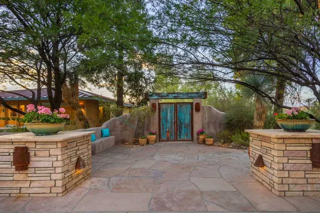 50602 NORTH US HWY 60 - WICKENBURG