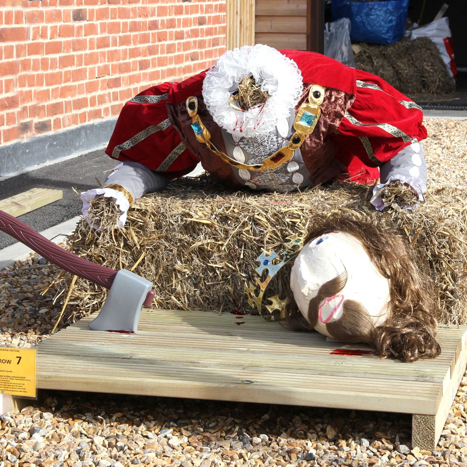 CHARLES I SCARECROW