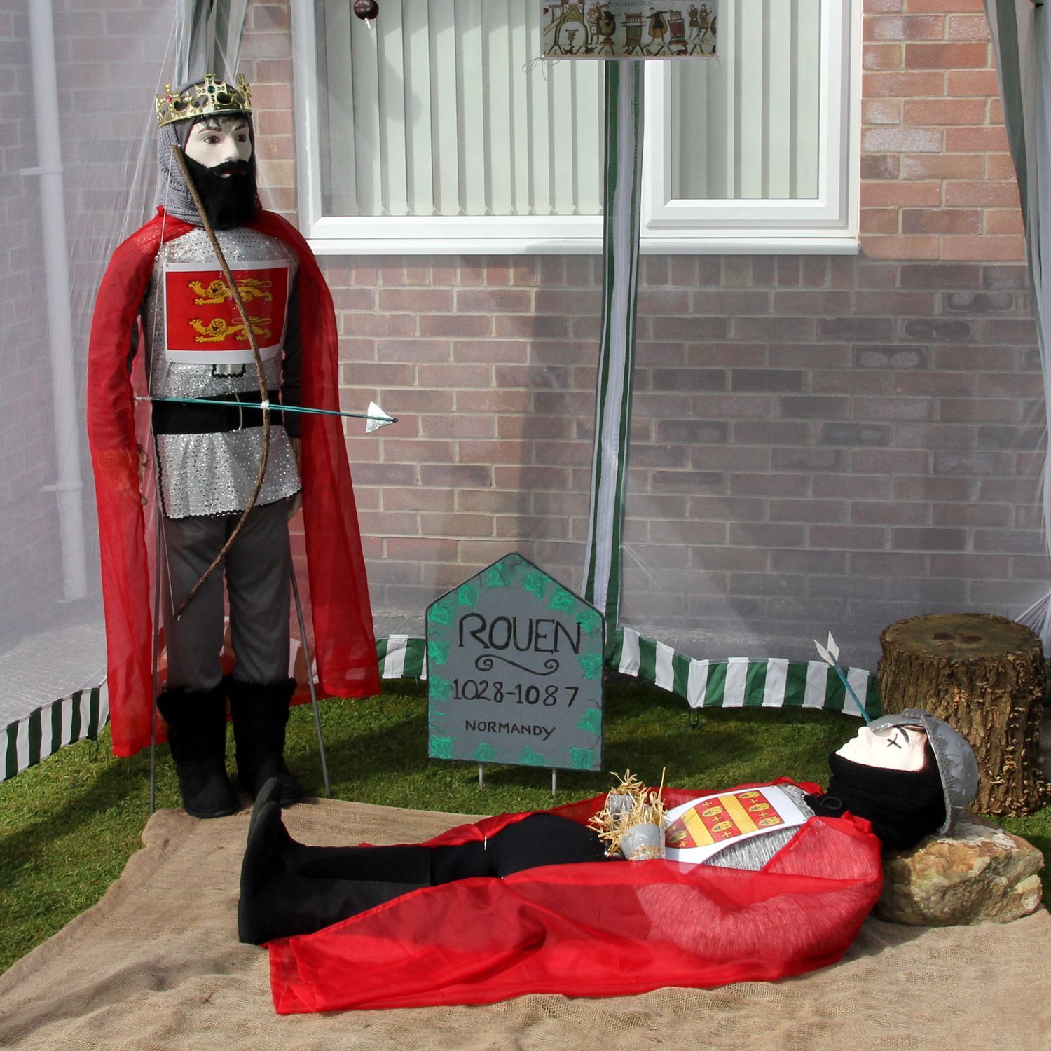 WILLIAM I SCARECROW