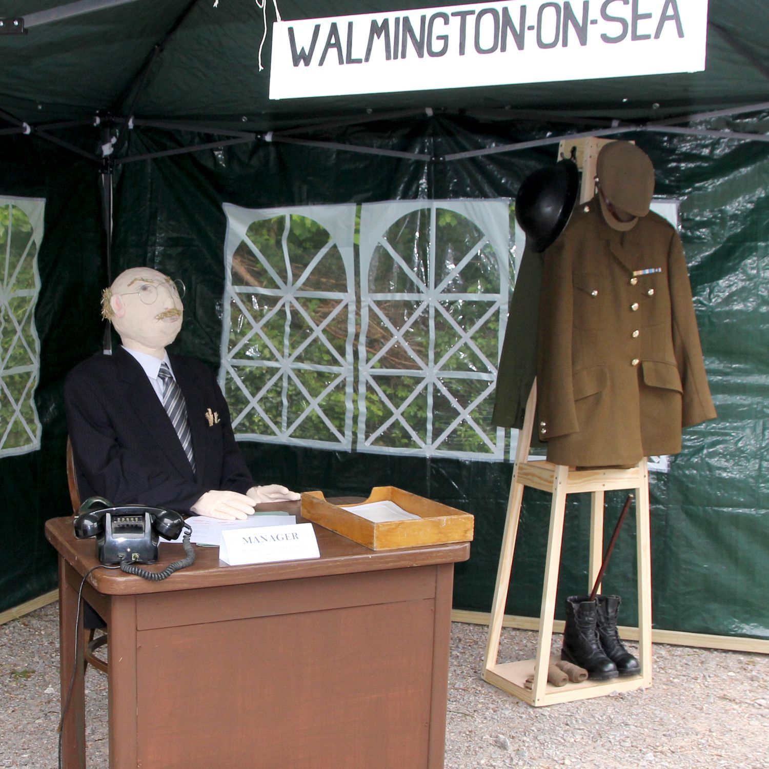 CAPTAIN MAINWARING