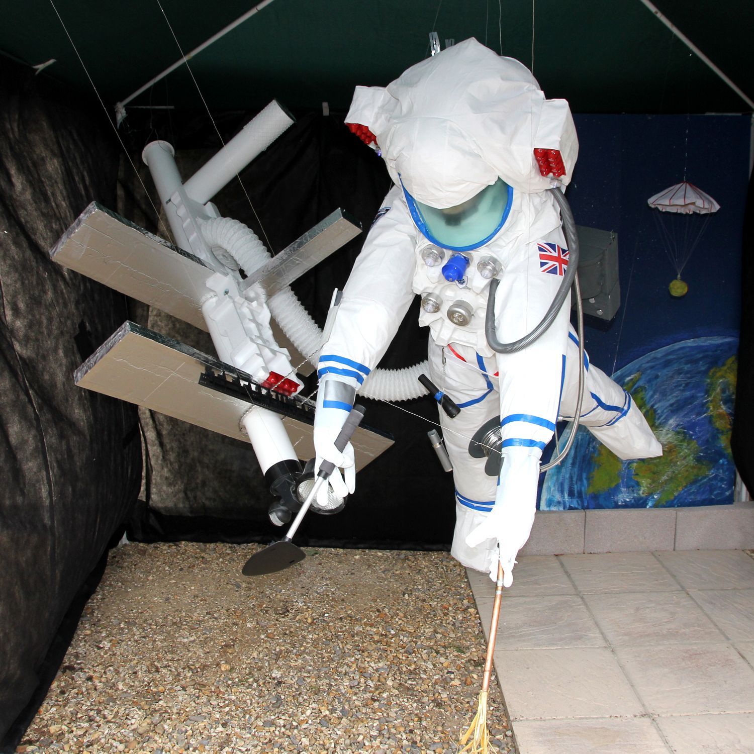 TIM PEAKE