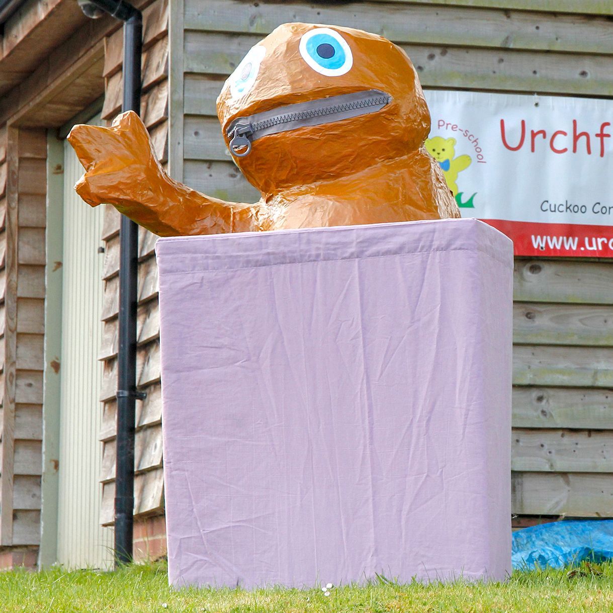 SCARECROW ZIPPY