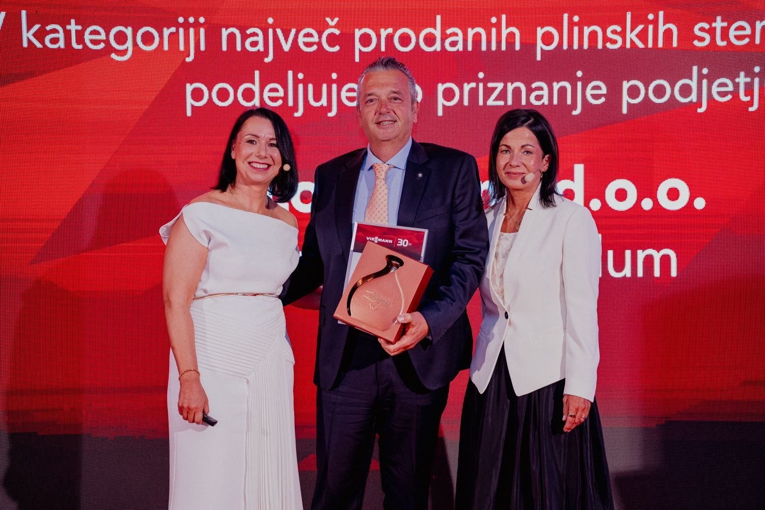 Loren Kardum na podelitvi priznanj Viessmann.