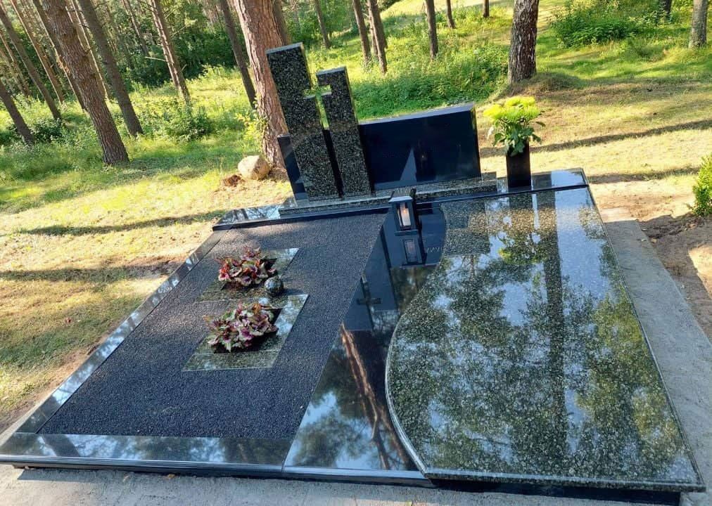 Kapaviečių uždangos