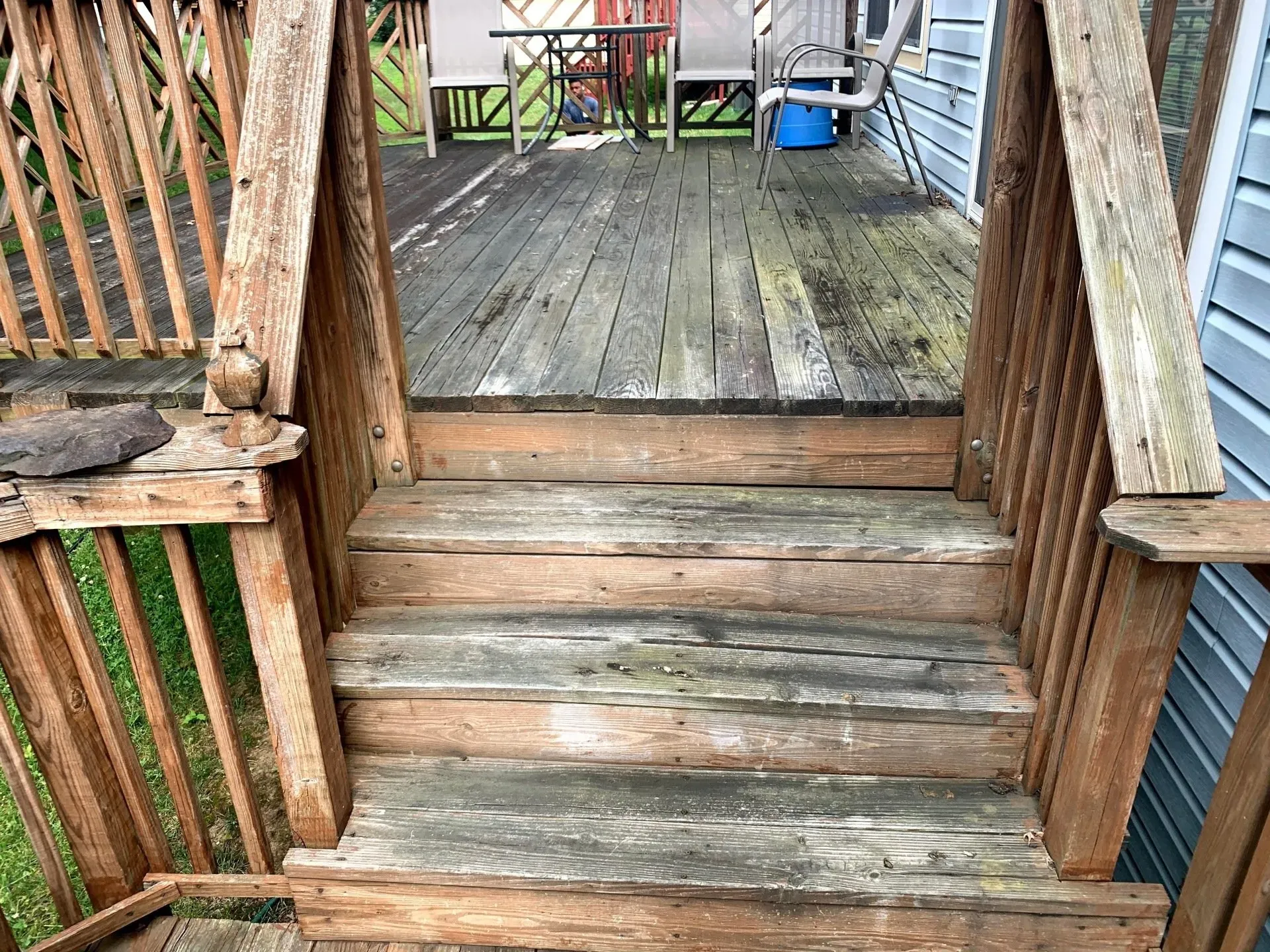 dirty-wooden-deck