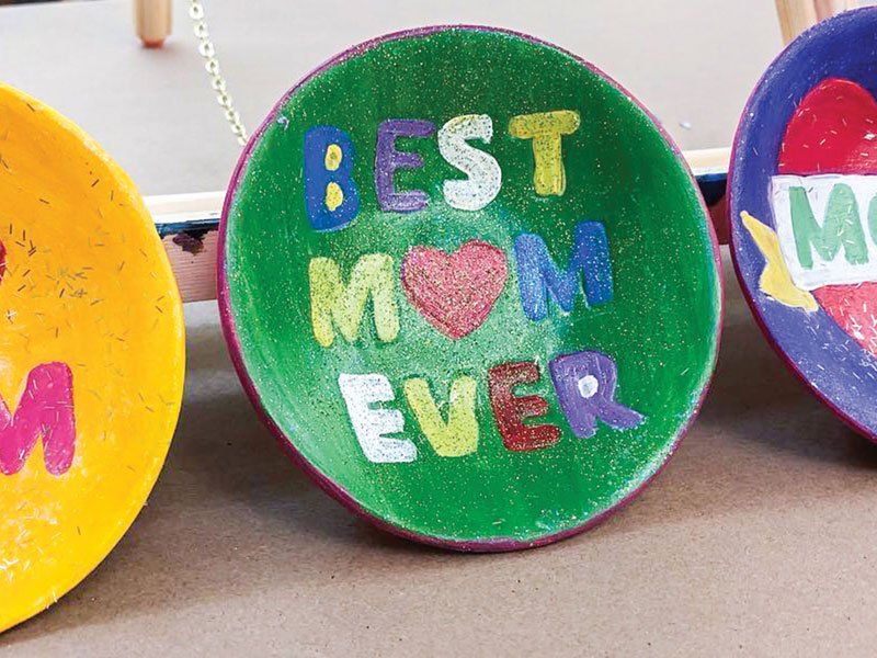 Best mom ever painted plate