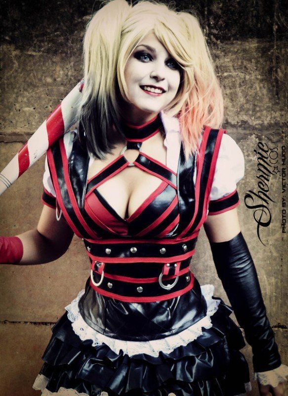 Cosplayers by The CGC Comic Shop