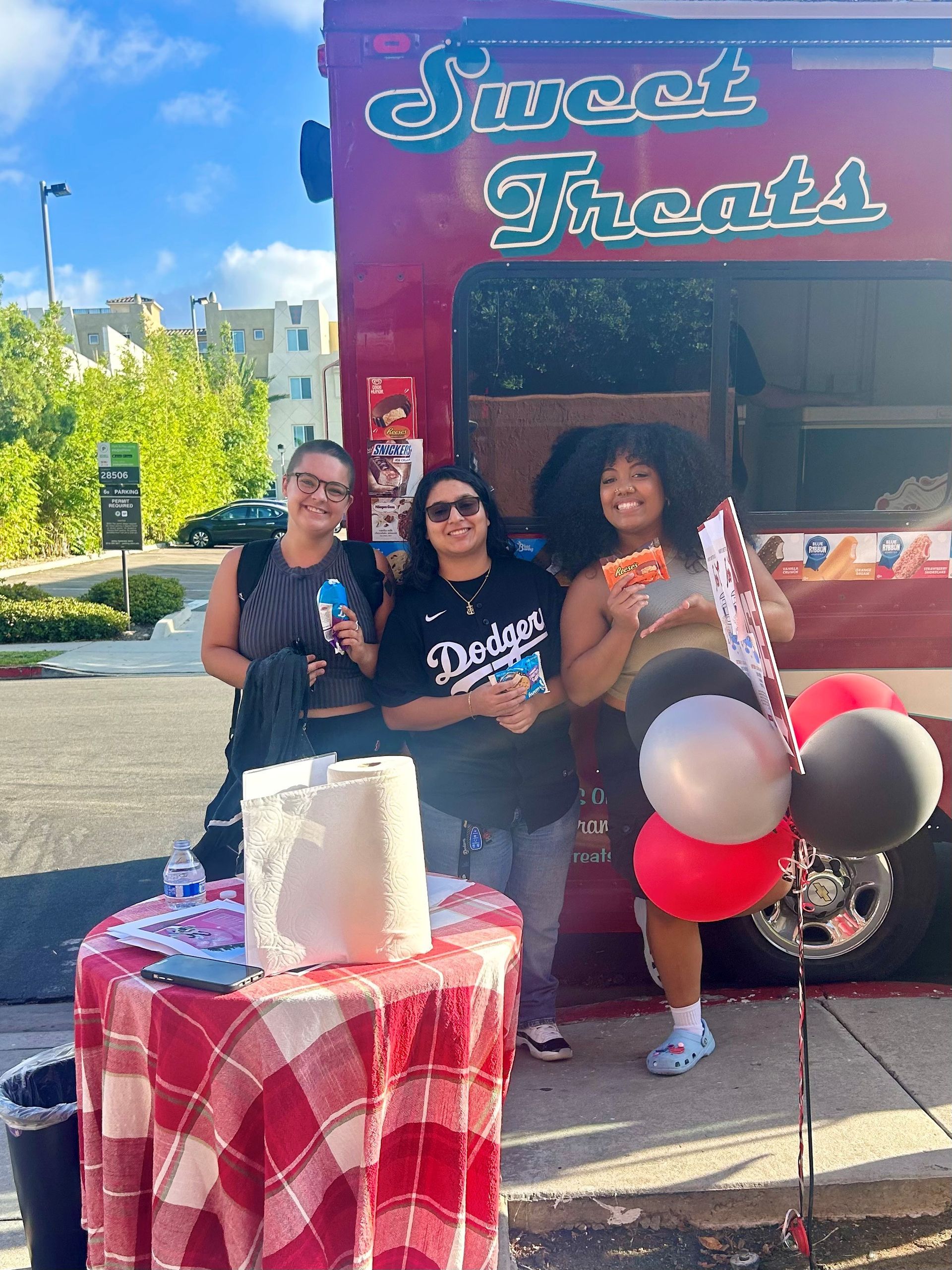 Hardy Avenue Apartments ice cream social for SDSU student residents